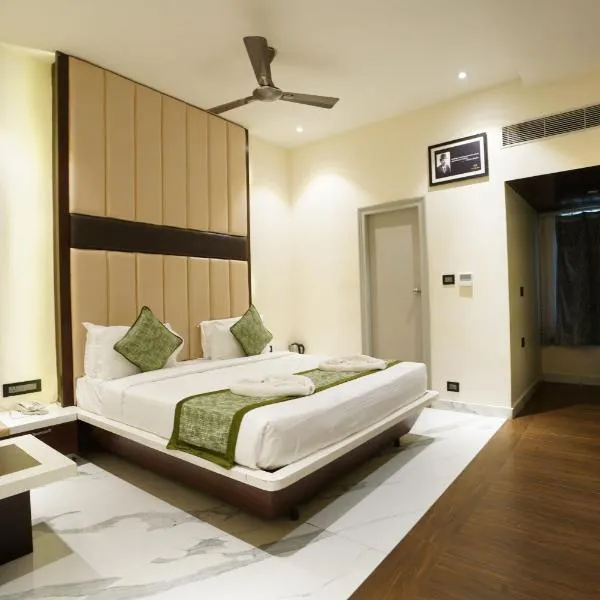 ๋น์์ผ์๋ค์ ์์นํ ํธํ
PARK SIGNATURE HOTELS - Royal Benza