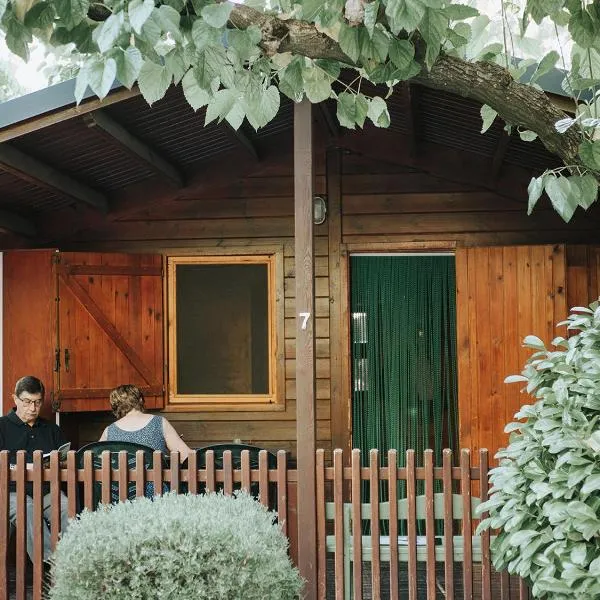 Bungalows - Càmping El Solsonès, hotel di Solsona