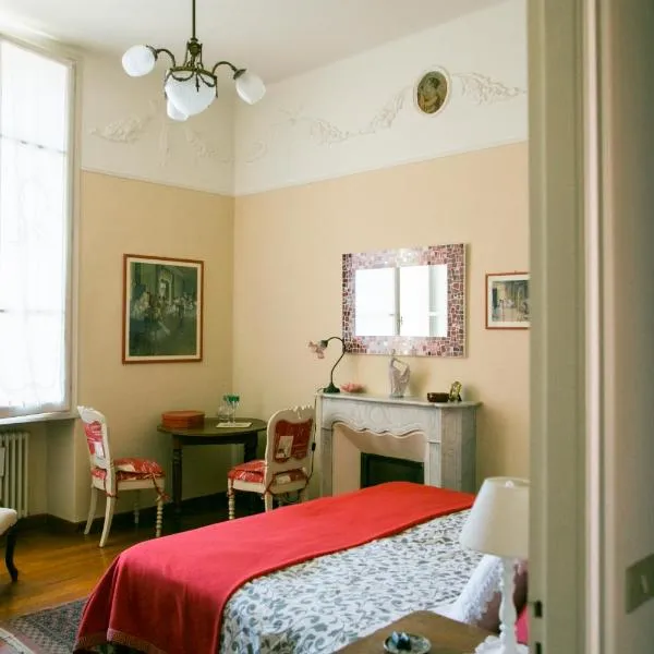 B&B Agapantus in una Villa dell'800, khách sạn ở Dolceacqua