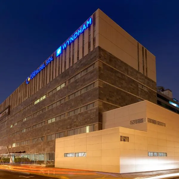 Wyndham Costa del Sol Lima Airport, hôtel à Lima