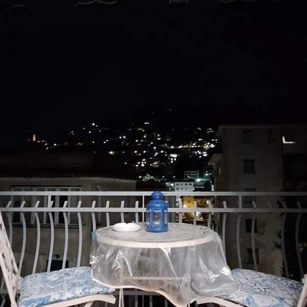 La casa di Yuri - Free Private Parking & Air Conditioning, hotel v destinácii Recco