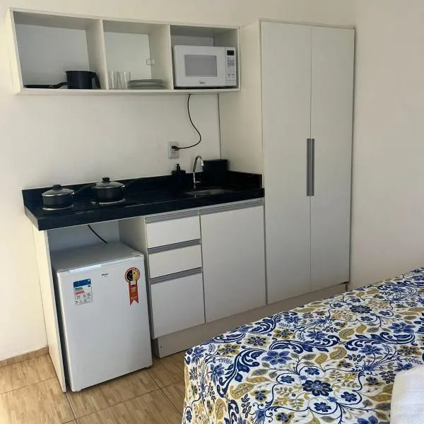 Hospedaria Cumbuco - Kitnets Completas, готель у місті Каукая