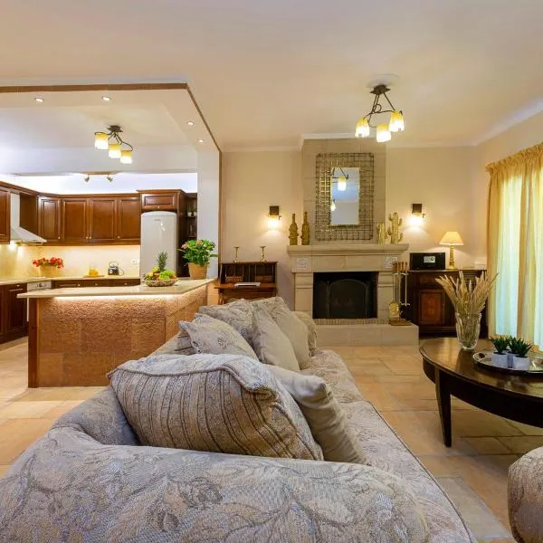 Solaris Methea Deluxe Suites, hotel in Kassiopi