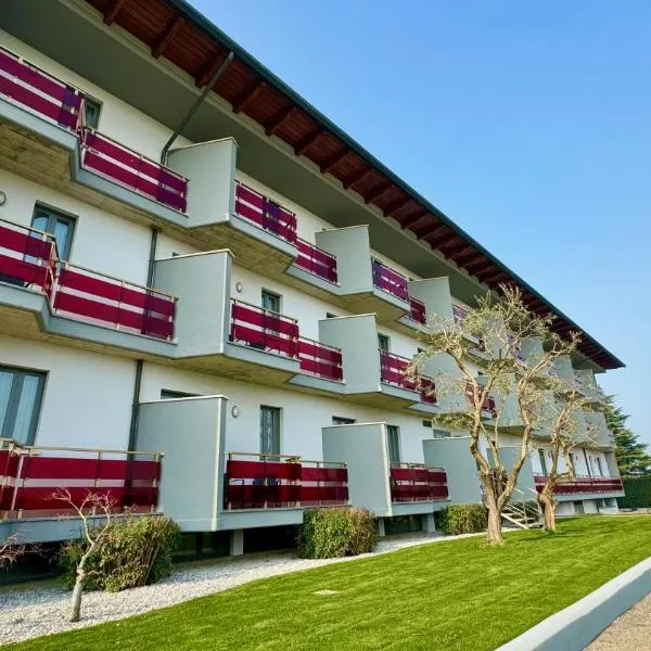 Touring Hotel, khách sạn ở Seniga