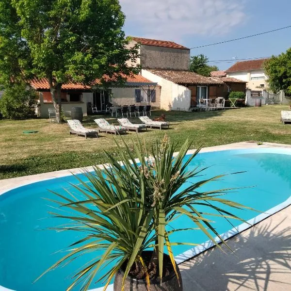 Les morines, hotell i Eyrans-de Soudiac