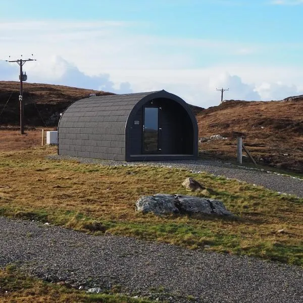 Grimsay Glamping, North Uist - Pod Ruadh, hótel í Rossinish