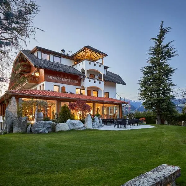 Mineralienhotel Natznerhof, hotel v destinaci Naz-Sciaves