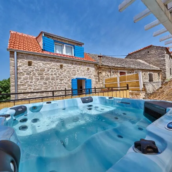 Holiday house MIA, hotel a Donje Selo na Šolti