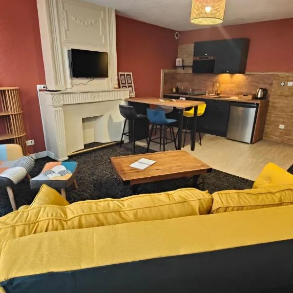 Appartement de Charmes 2 Personnes Le Puy en Velay, hotel in Le Puy en Velay