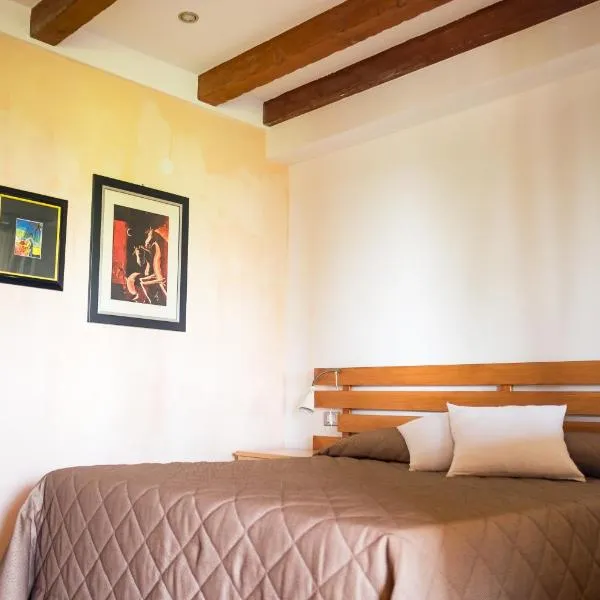 Rustic Parma Retreat, hotel en San Polo dʼEnza in Caviano