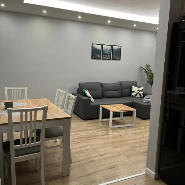 Nowoczesny apartament z przestronną łazienką、スタロバ・ボラのホテル