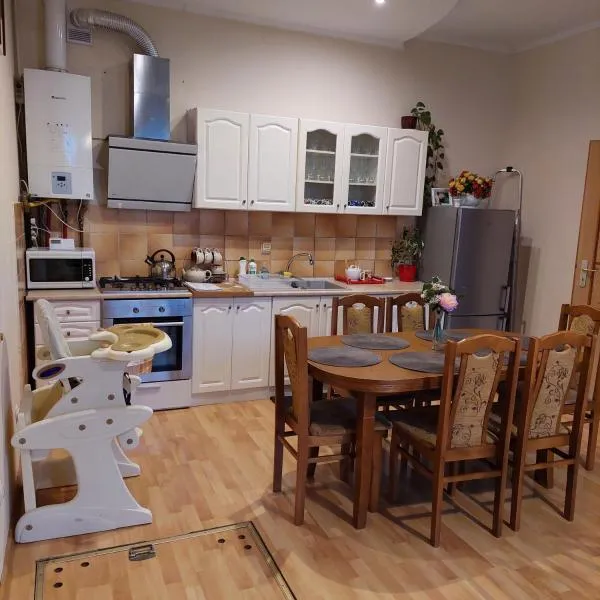 Apartament Zwierzyniec na Roztoczu, hotel in Zwierzyniec