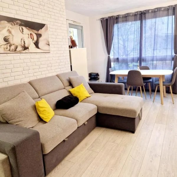 Appartement cosy - Alfortville: Alfortville şehrinde bir otel