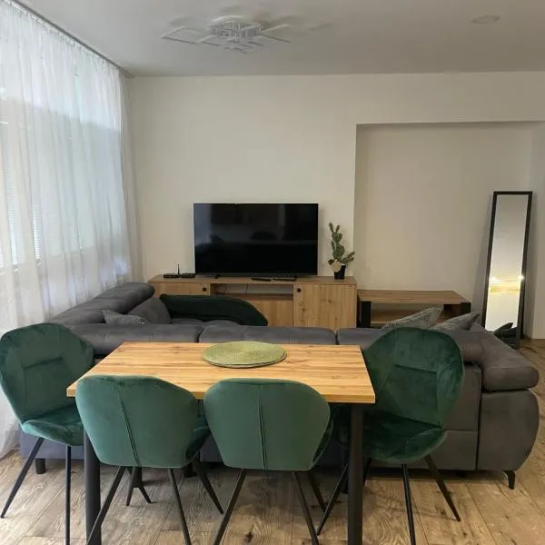 Viesnīca Rado Apartments pilsētā Svita
