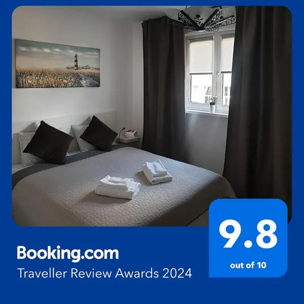 퍼거라슈에 위치한 호텔 Davcom Studio