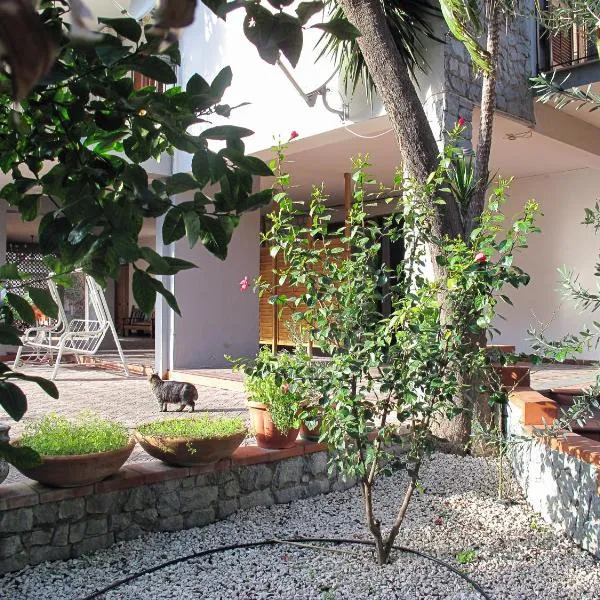 la casa di Emilia, ξενοδοχείο σε Nocera Inferiore