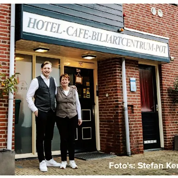 Hotel,cafe,biljart POT, hotel i Rekken