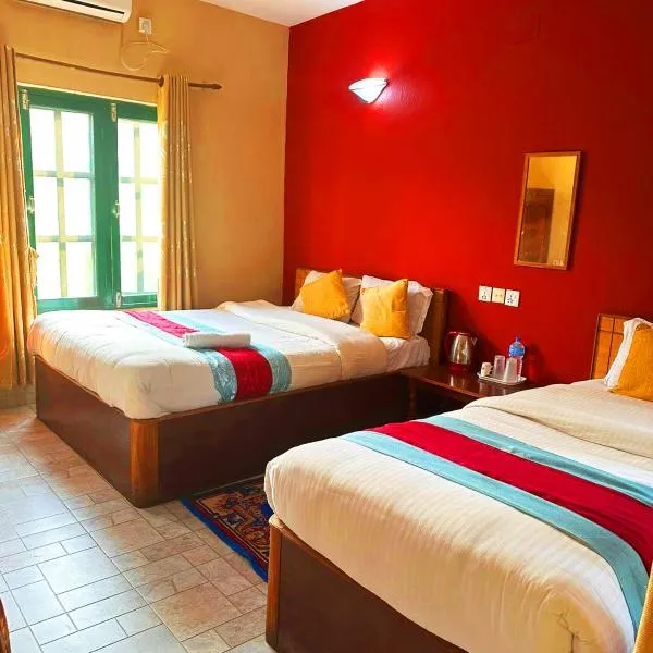 Horizon Home - Sauraha's Premier Hospitality: Where Every Stay Tells a Tale, hotell sihtkohas Jhawāni