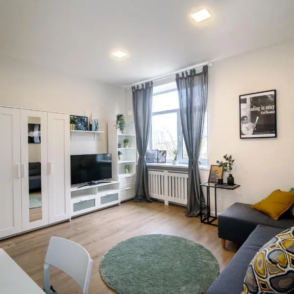 Modern 1BR / Near Gates of Dawn / Special Offer, hotel v Vilni