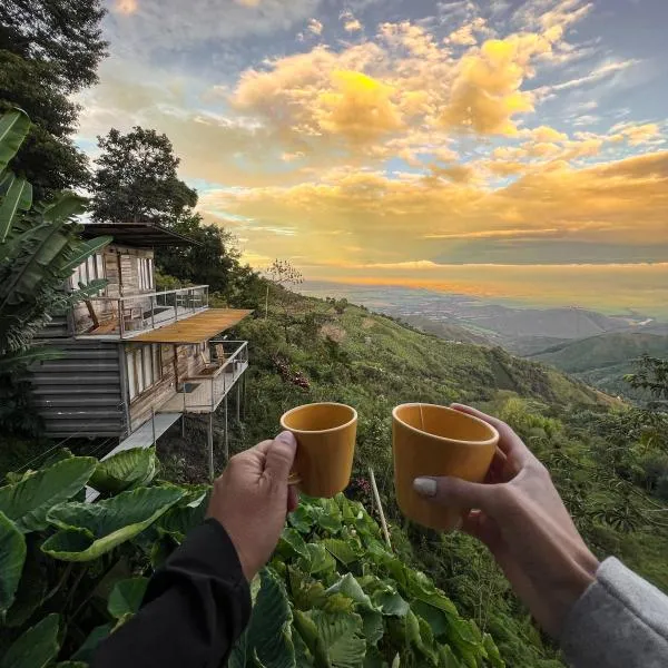 Montana Posada, hotel em Roldanillo