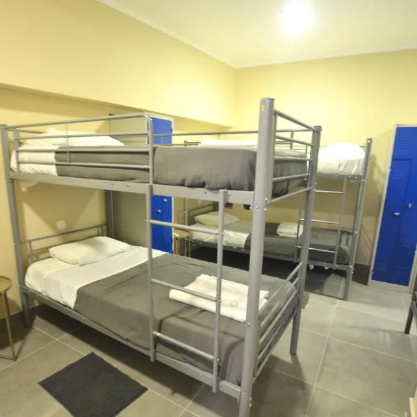 Rooms DP Setúbal, hotel in Setúbal