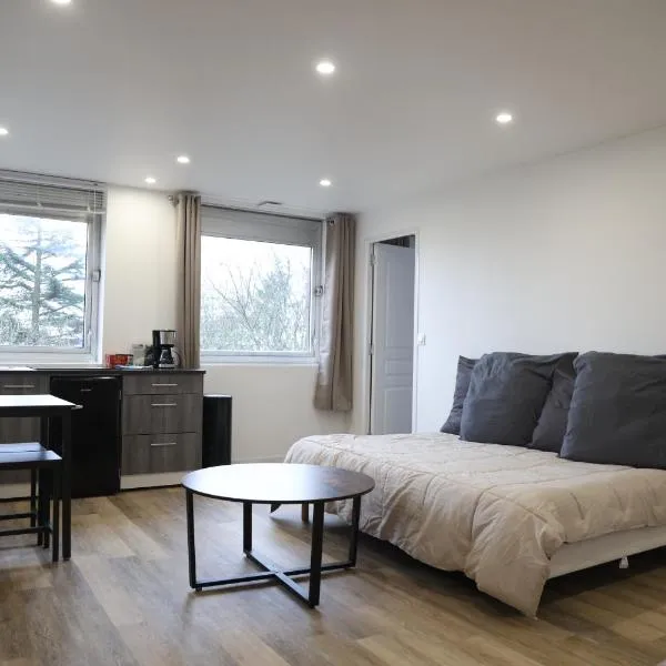 Magnifique T2/ 20 min de Paris – hotel w mieście Montlhéry