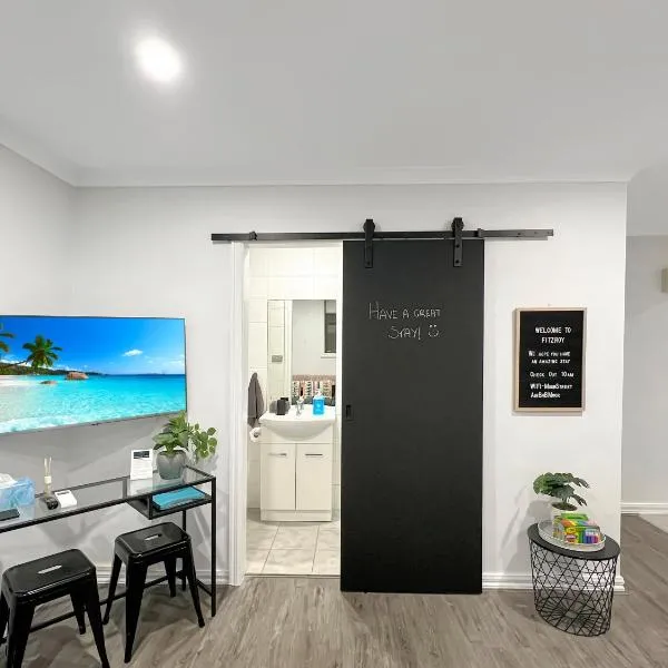 Funky Fitzroy apartment so close to the action, hotel a Melbourne
