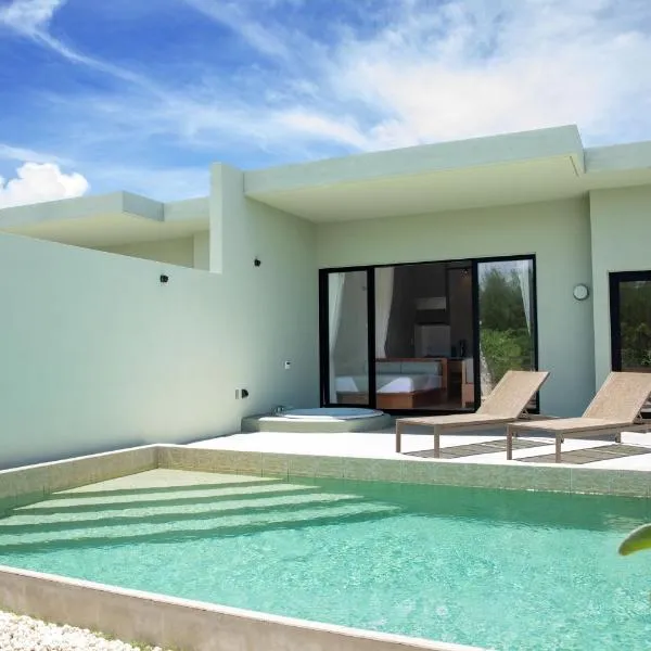 フェリスヴィラスイート伊良部島・長浜ベイ: Miyako Adası şehrinde bir otel