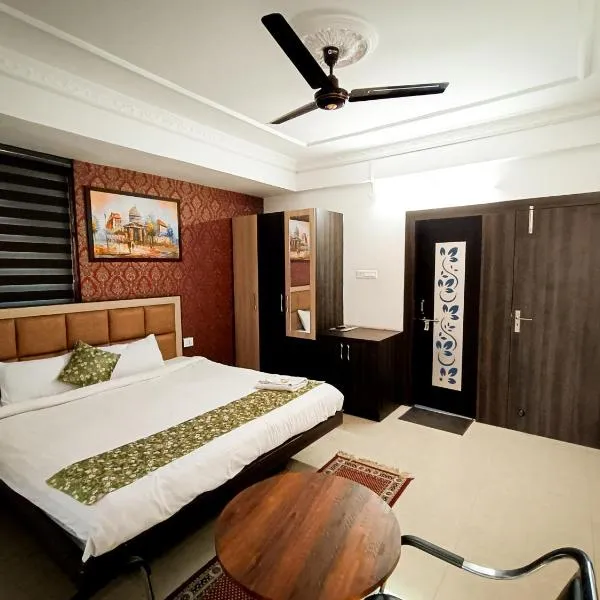 StayVilla Royal Executive Rooms, hotel di Silwai