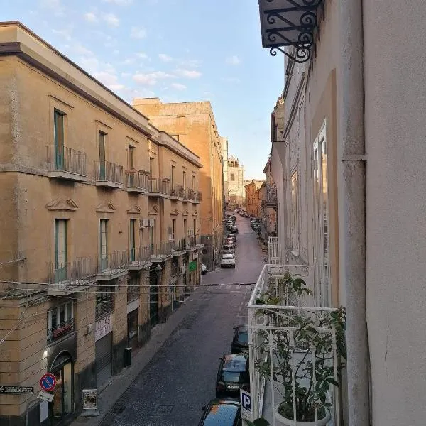 384 GuestHouse Rooms & Suite Enna, hotel v destinaci Enna