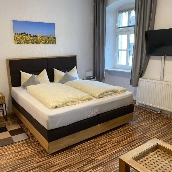 Gasthof Hotel Bräustübl, hotel v destinaci Selb