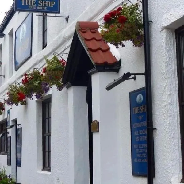 The Ship Inn, hotelli kohteessa Lindisfarne