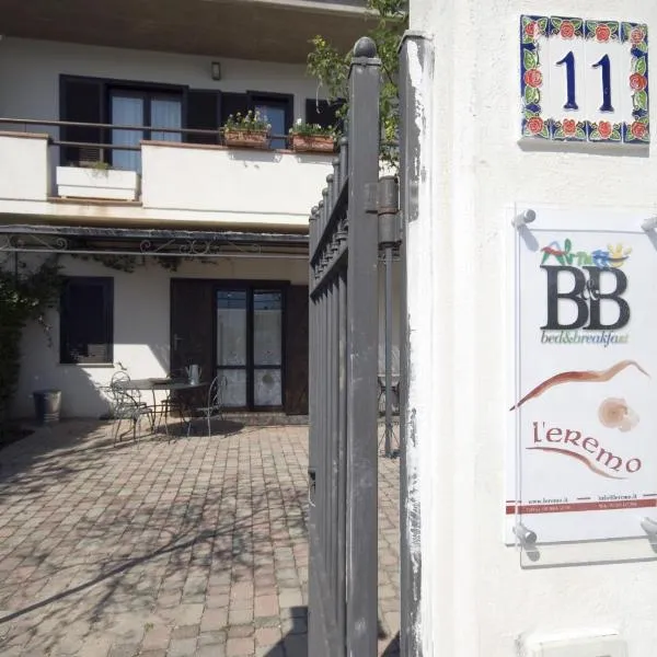 B&B L' Eremo, hotell i Sulmona