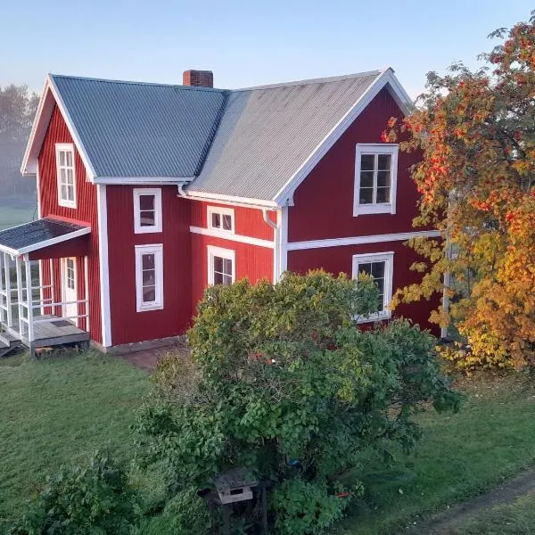 Authentic Scandinavian Log House, hotel v destinaci Kalix