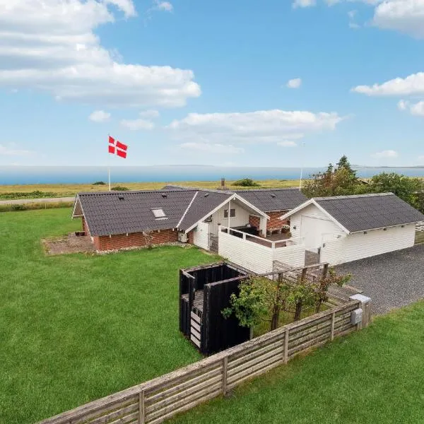 3 Bedroom Cozy Home In Løgstør, hotel v destinaci Løgsted