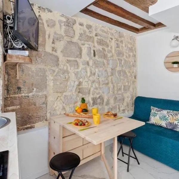 Cozy boutique apartment in the heart of Paris