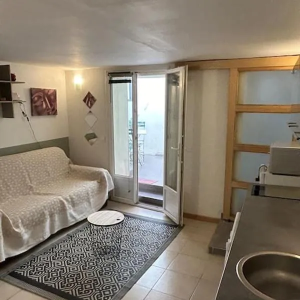 Studio Sanae, hotel v destinácii Lézignan-Corbières