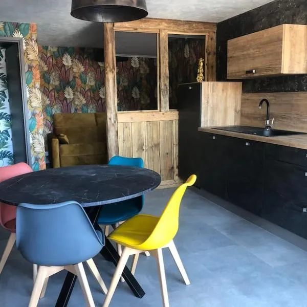 Le cocon du rondeau(gîte cosy), hotel v destinácii Labergement-Sainte-Marie