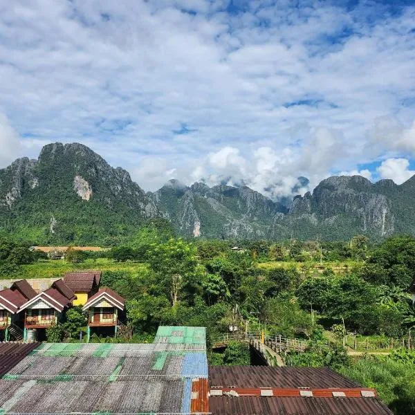 Vang Vieng Sky Mountain View Hotel, hotel a Vang Vieng
