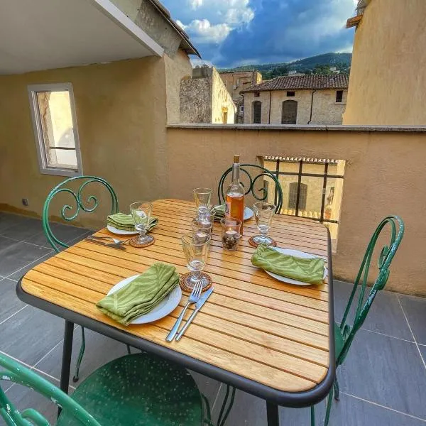 Le Petit Delphia, hotel em Apt