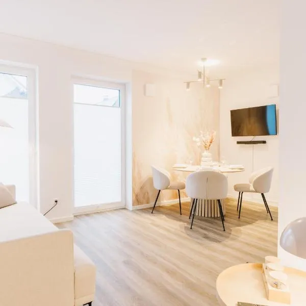 Küsten Suite de Diek - Suite 3 seitliche Deichlage, Terrasse, 53qm, hotel in Greetsiel