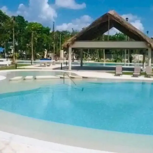 Exclusive building 6 people 3 cable televisions 3 swimming pools balcony,, hotel en Cancún