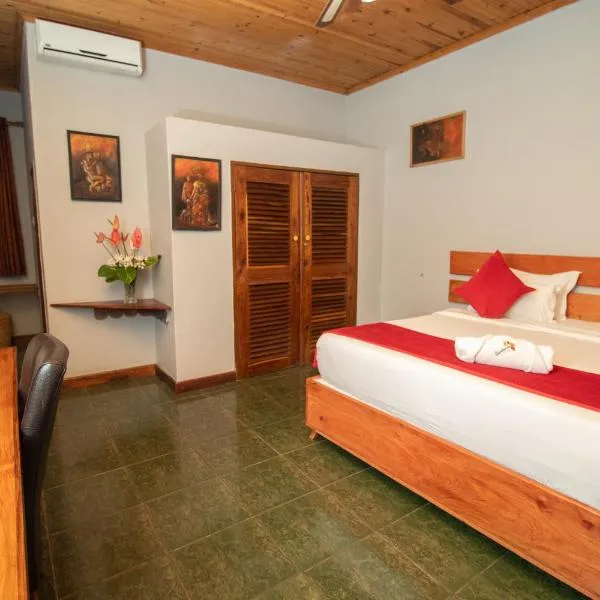 SHERBOURNE LODGE, hotel Kitwében