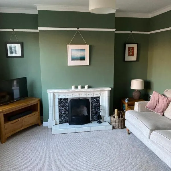 Cosy at Cumberland - Double room with shared bathroom, hotel v destinaci Dundonald