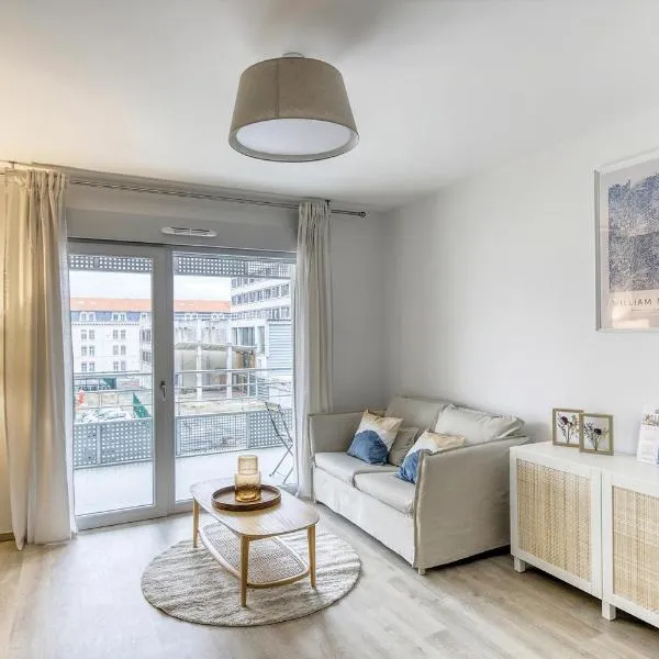 OVELIA Clermont-Ferrand - Le Puy des Olivines: Clermont-Ferrand şehrinde bir otel