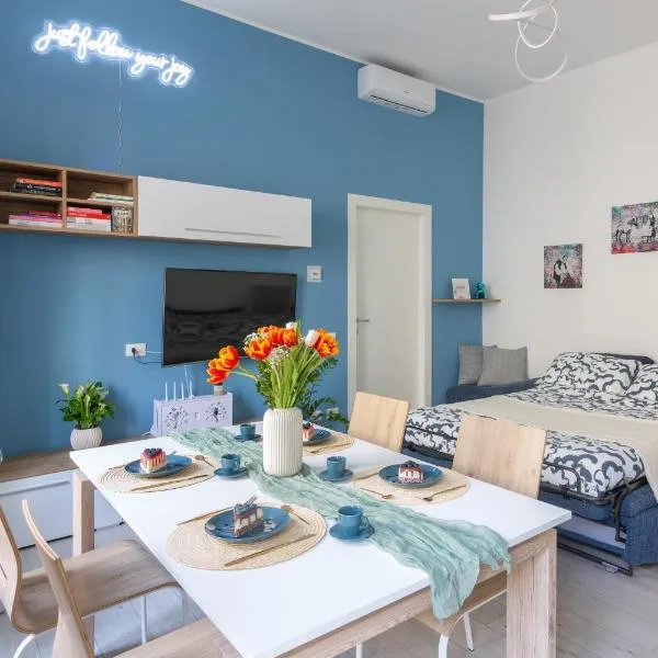 OurJoy Condo, free parking, AC, strong WiFi - M Gioia47, Central Station, Porta Nuova, Milan, hotel v Miláně