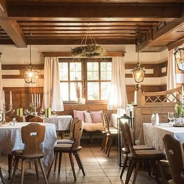 Landgasthof Weisses Lamm, hotel v destinaci Engelthal