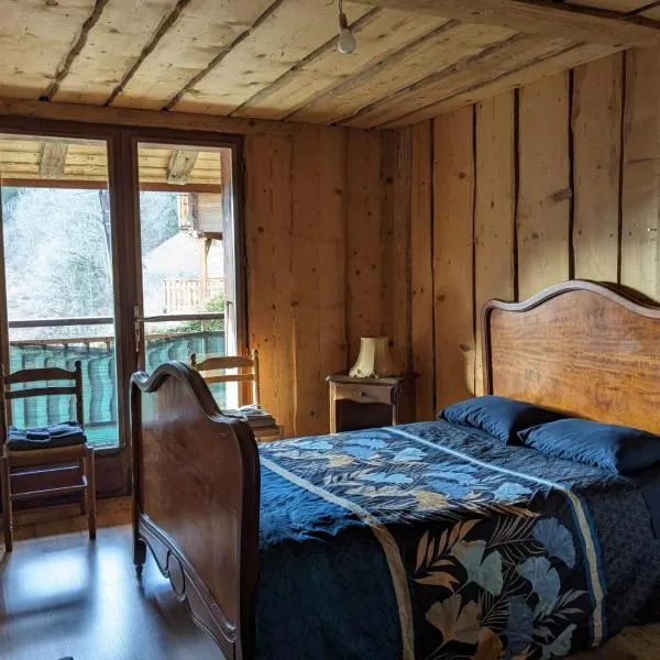 Savoie, Simple mais confortable – hotel w mieście Villard-sur-Doron