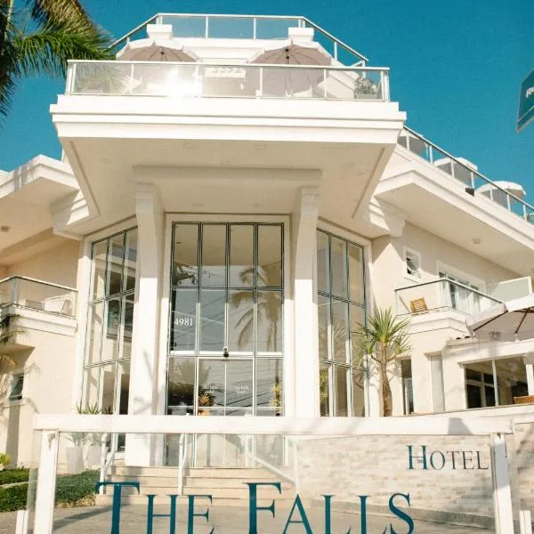 The Falls Hotel, hotel in Guarujá