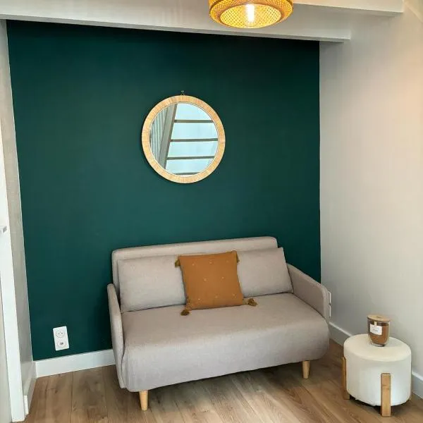 Maisonnette plein centre 2p, hotel in Libourne